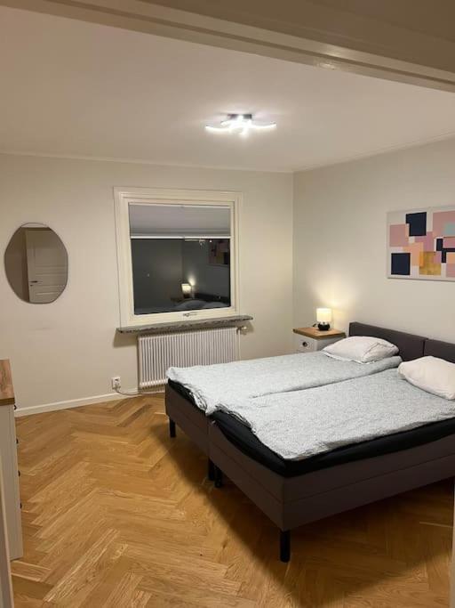 Haerligt Stort Boende I Perfekt Laege Boras Exterior photo